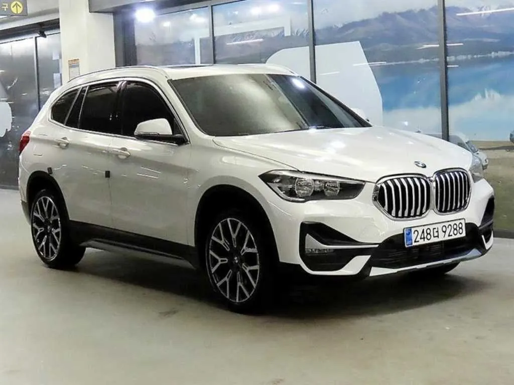 중고차카페 X1 (F48) xDrive 20i M 스포츠 매물 사진 9 - 2022년 37,056km