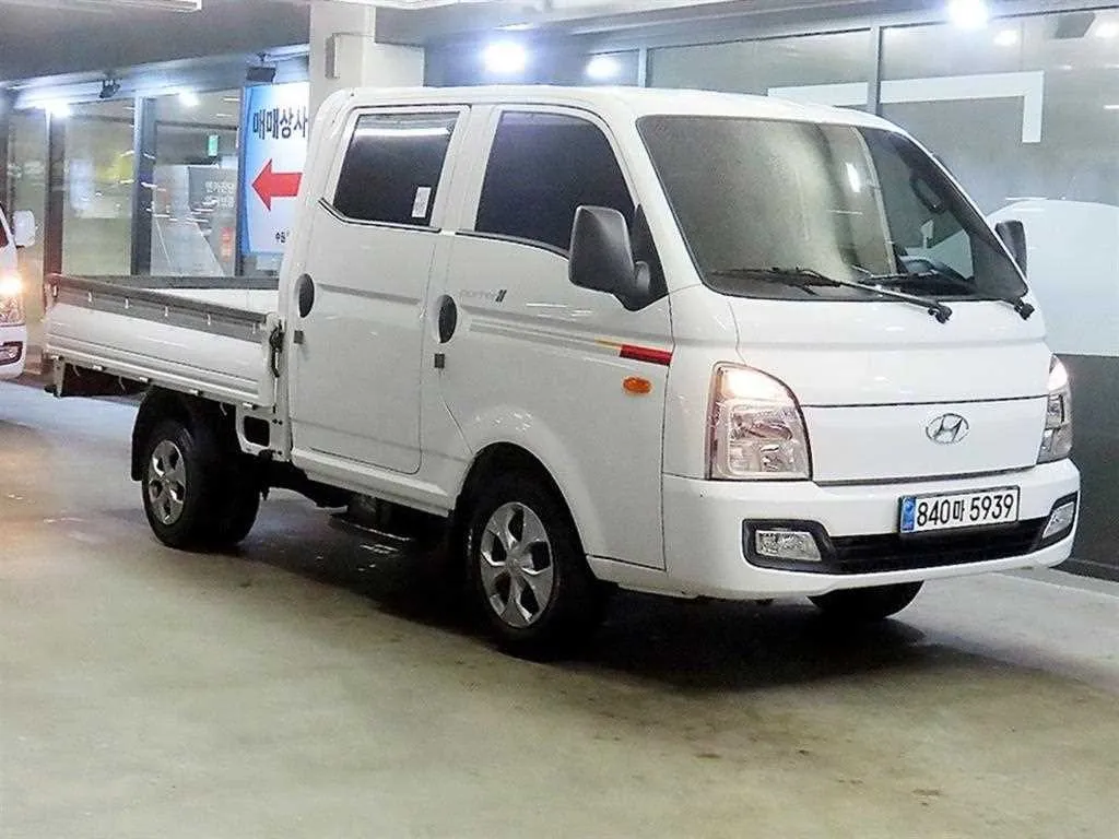 중고차카페 [카고]포터2 1.0톤/더블캡/초장축/(CRDi) 매물 사진 8 - 2023년 19,490km